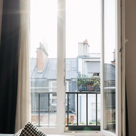 Apartment Le Nid Parisien Paris